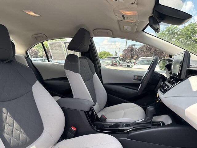 Used 2022 Toyota Corolla LE image 8