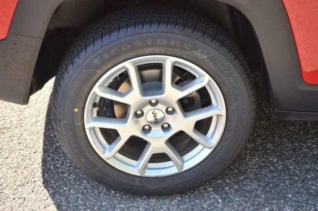 Used 2022 Jeep Renegade Latitude image 11