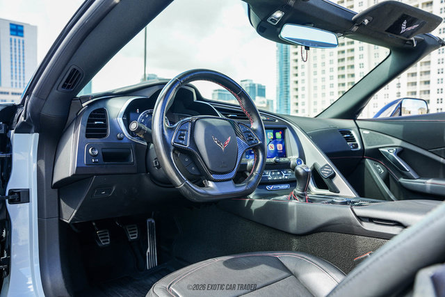 Used 2018 Chevrolet Corvette Stingray Coupe w/ 1LT RWD image 35
