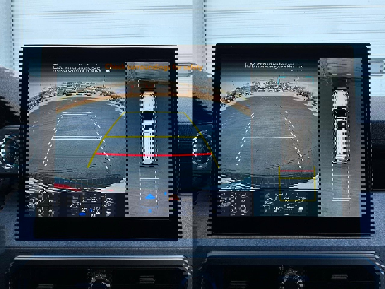 Used 2025 Toyota 4Runner Trailhunter image 40