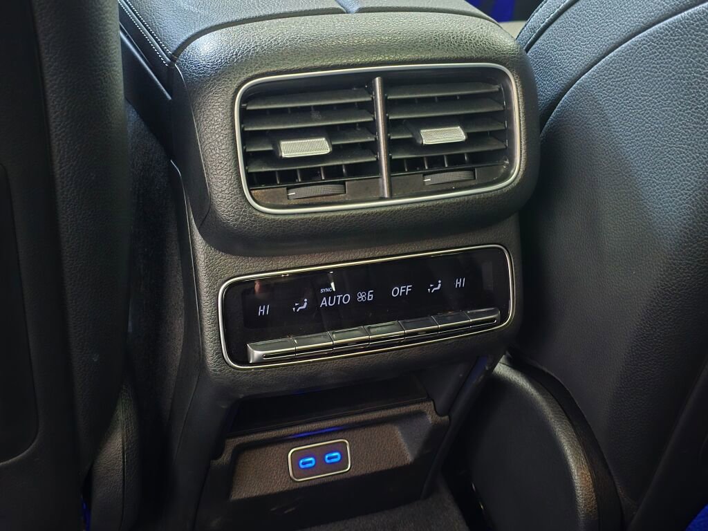 Used 2024 Mercedes-Benz GLS 450 GLS 450 image 18