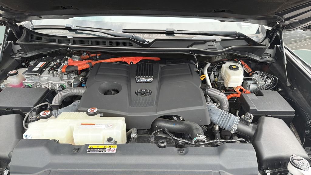 Used 2023 Toyota Sequoia SR5 w/ SR5 Premium Package RWD image 36