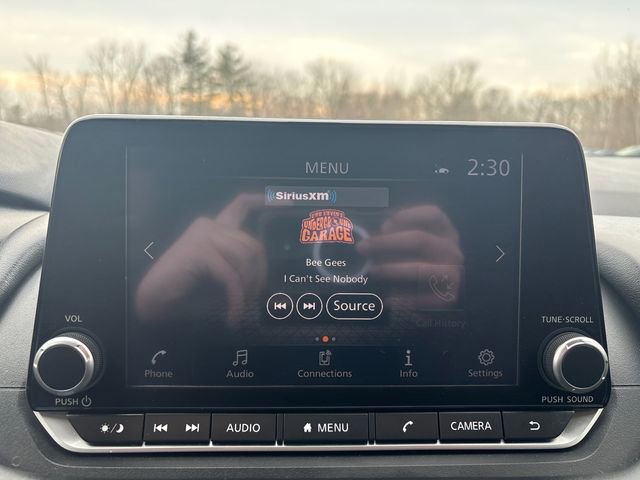 Used 2024 Nissan Rogue SV image 29