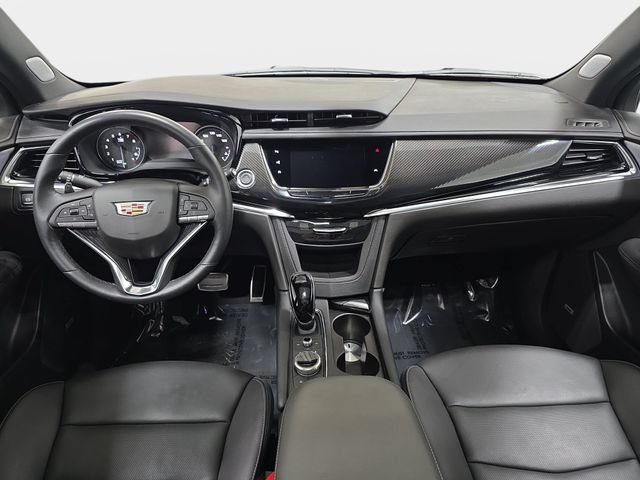 Certified 2024 Cadillac XT6 Sport w/ Technology Package AWD/4WD image 9