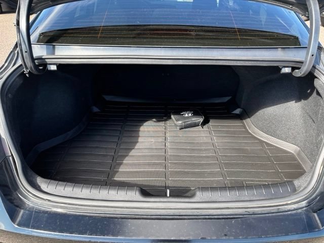 Used 2023 Hyundai Elantra SEL w/ Convenience Package FWD image 20