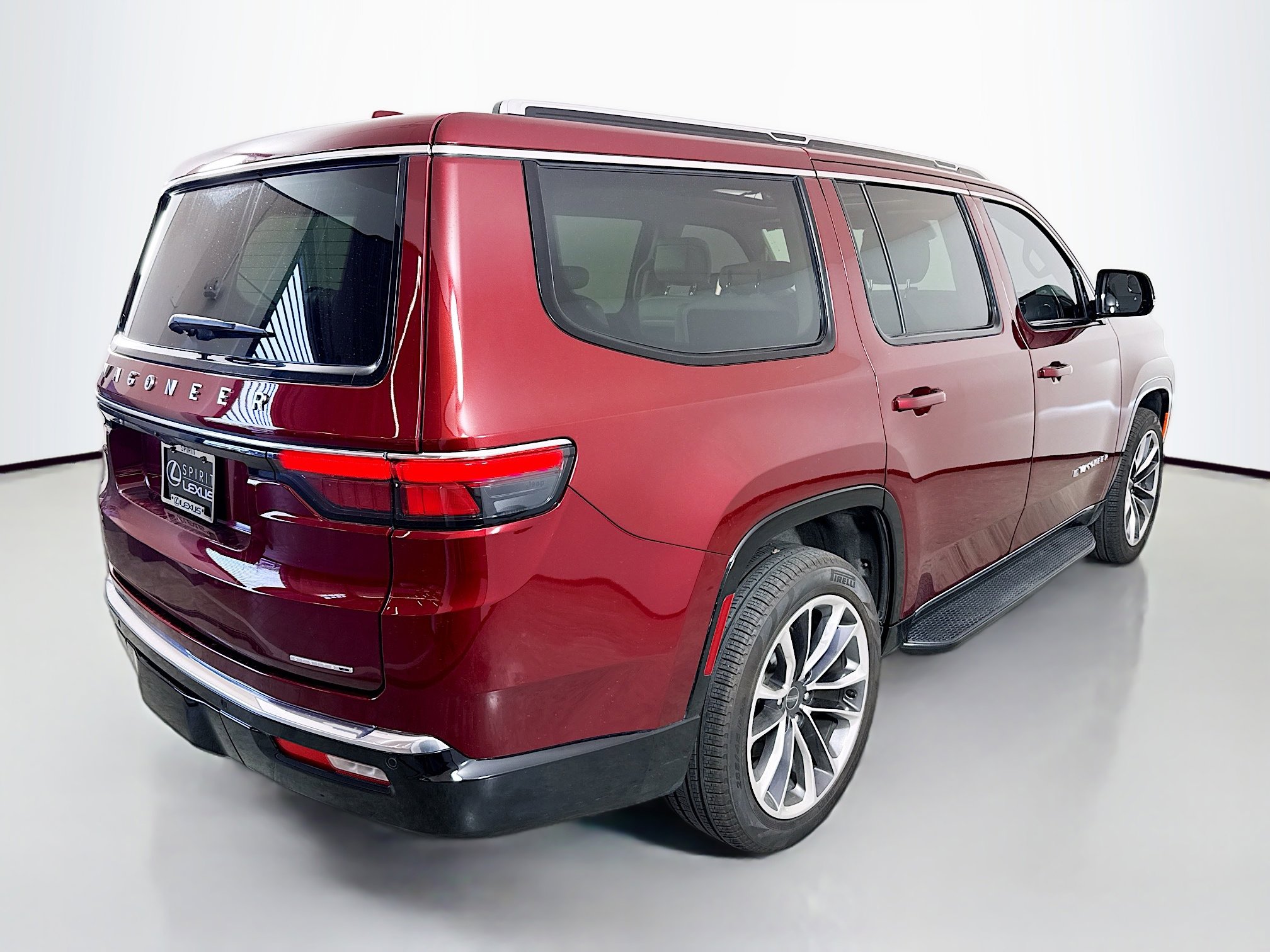 Used 2023 Jeep Wagoneer Series II w/ Premium Group I image 7