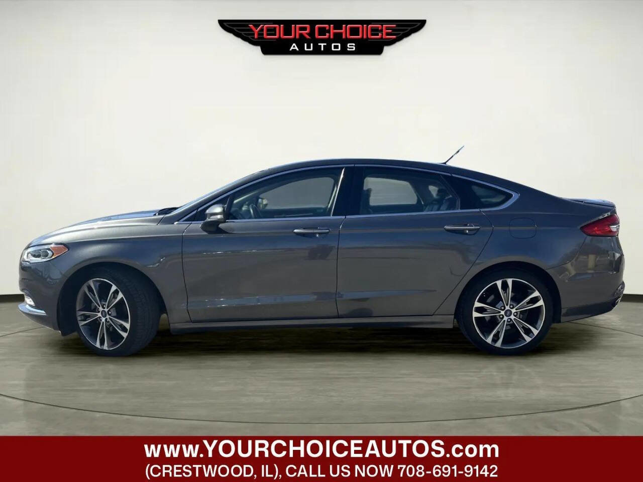Used 2017 Ford Fusion Titanium image 2
