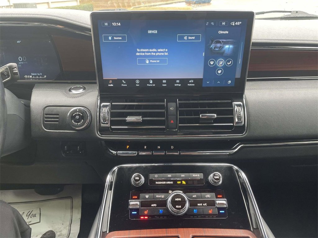 Used 2023 Lincoln Navigator Reserve image 22