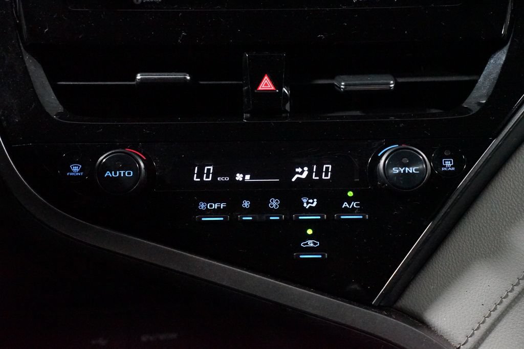 Certified 2022 Toyota Camry LE FWD image 19
