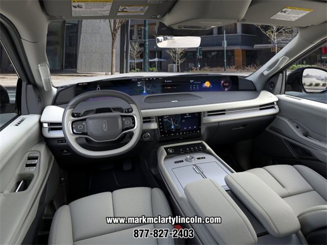 New 2026 Lincoln Navigator Premiere image 9