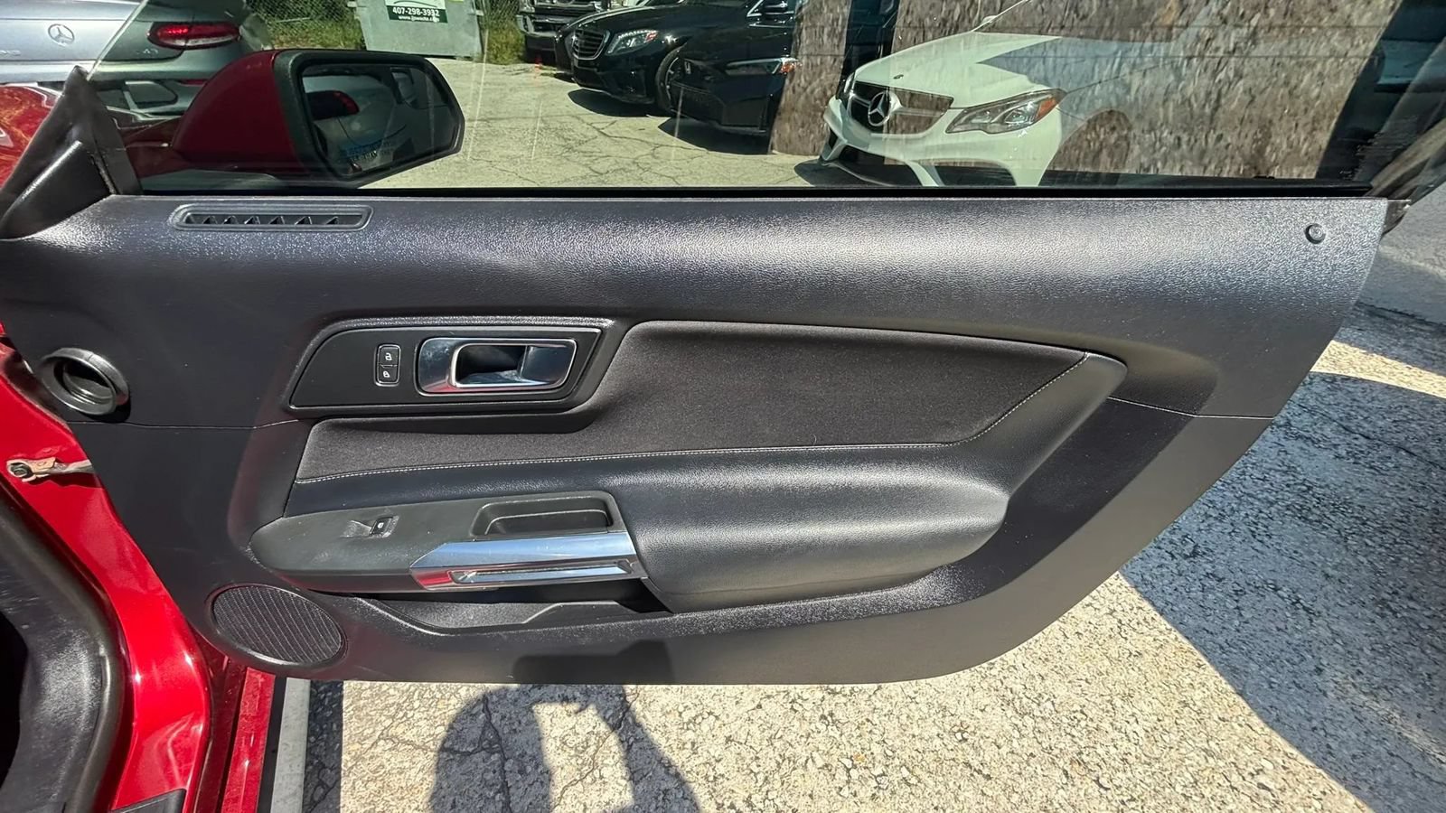 Used 2019 Ford Mustang Coupe RWD image 12
