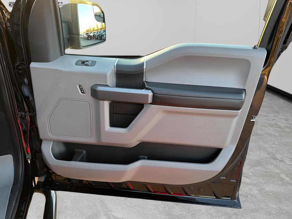 Used 2020 Ford F150 XLT w/ Equipment Group 301A Mid image 13