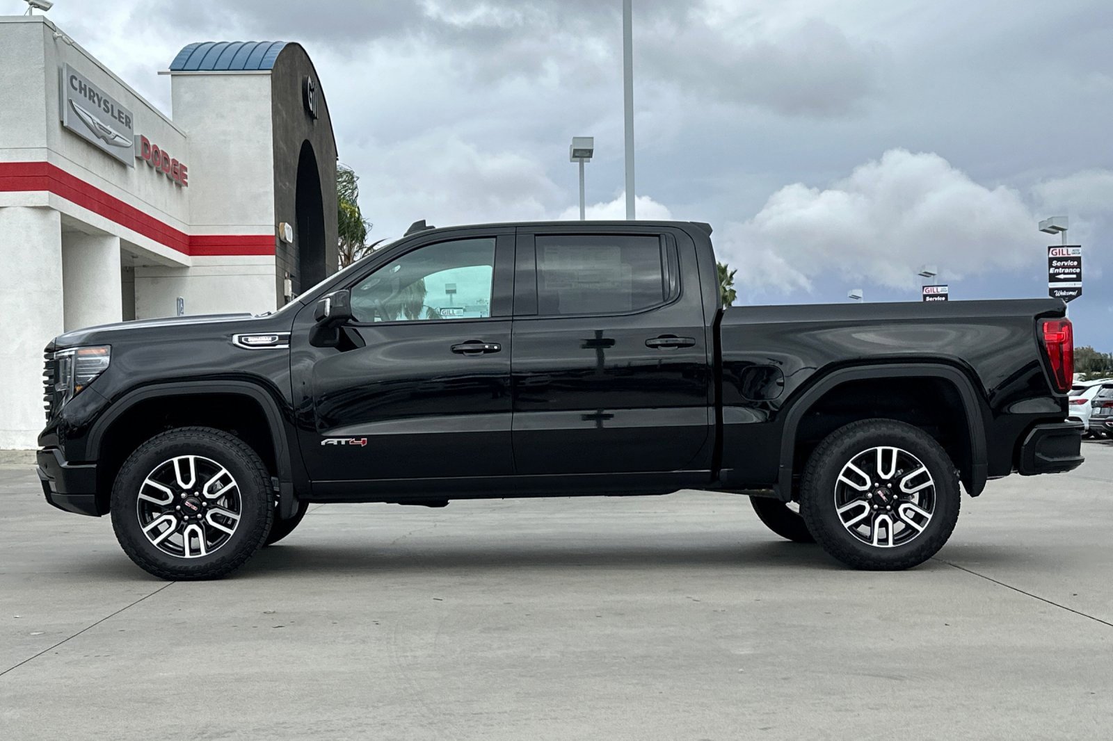 New 2026 GMC Sierra 1500 AT4 image 3