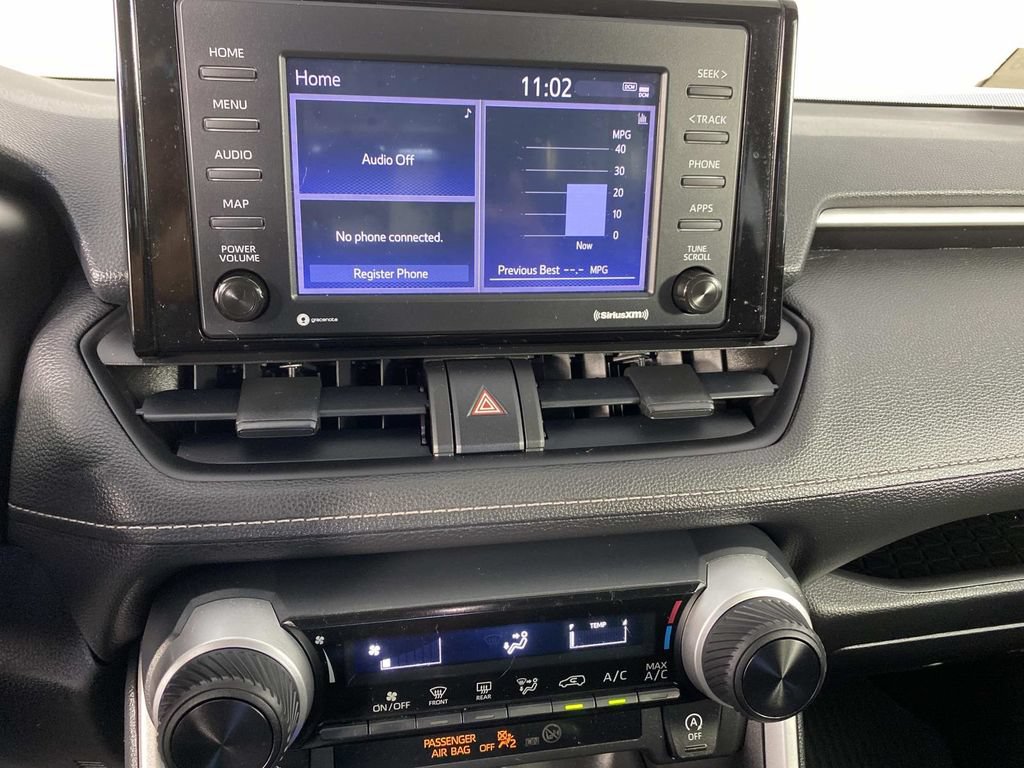 Used 2022 Toyota RAV4 LE AWD/4WD image 19