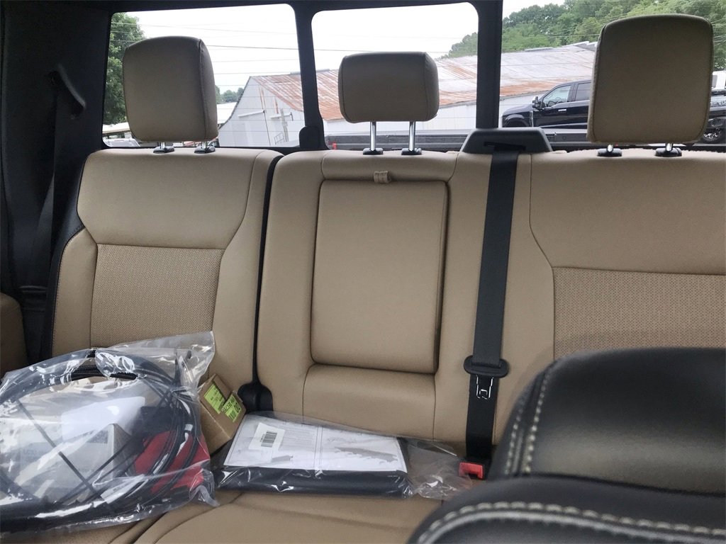 New 2025 Ford F250 Lariat w/ Lariat Ultimate Package image 22