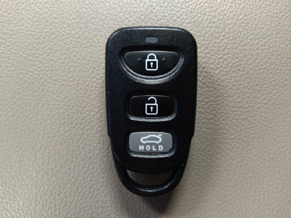 Used 2019 Hyundai Elantra SE image 32