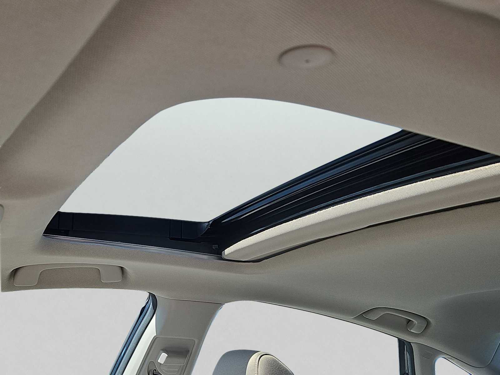 Used 2023 Honda Accord EX image 15
