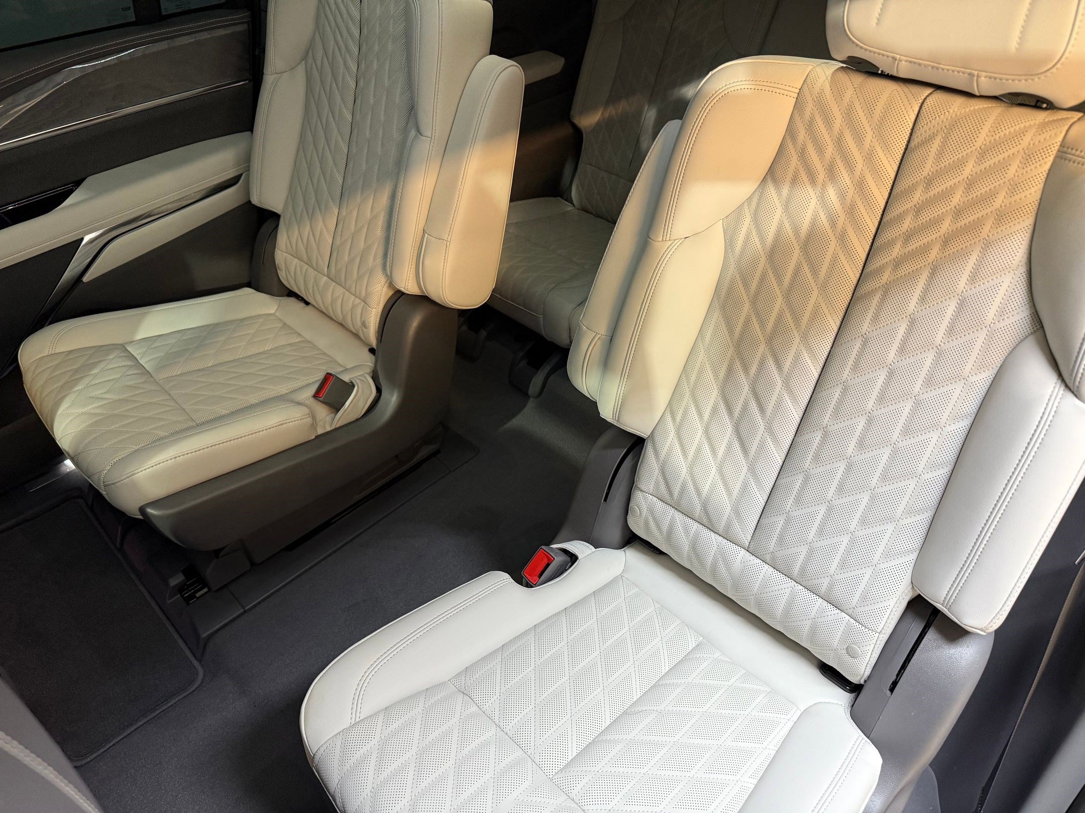 New 2025 Cadillac Escalade IQ Luxury 1 image 45