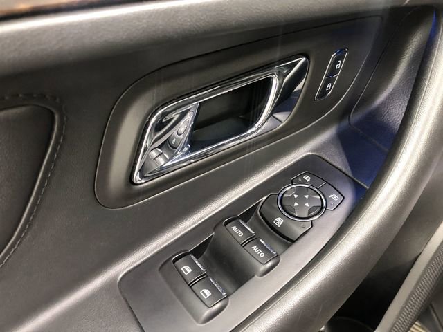 Used 2017 Ford Taurus Limited FWD image 13