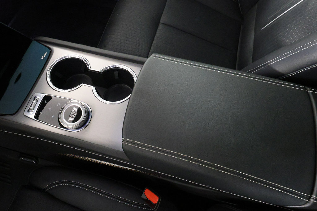 Used 2026 Cadillac Vistiq Sport w/ LPO, Floor Liner Package AWD/4WD image 42