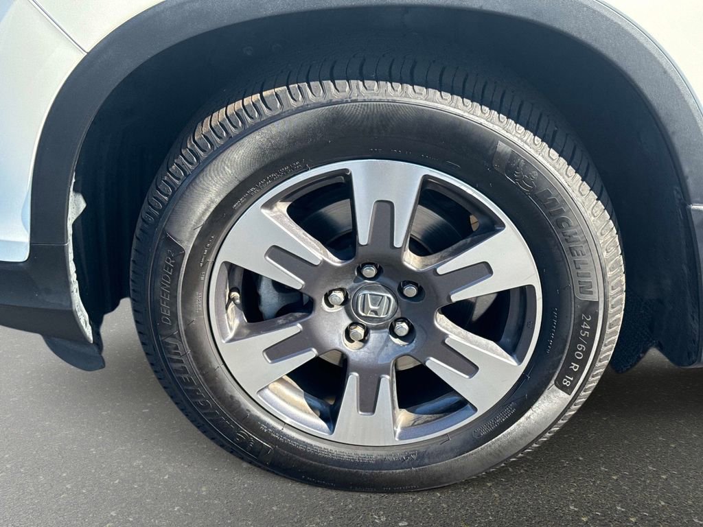 Used 2019 Honda Ridgeline RTL-T image 10