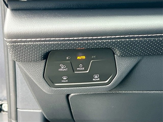 Used 2024 Volkswagen Atlas SE image 10