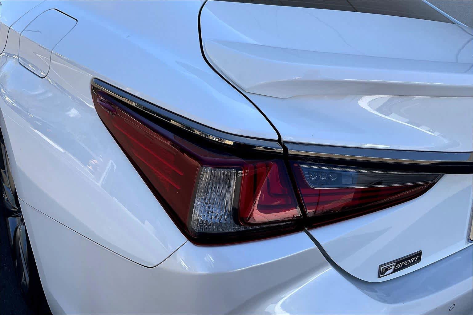 Used 2019 Lexus ES 350 F Sport w/ Accessory Package 2 image 28