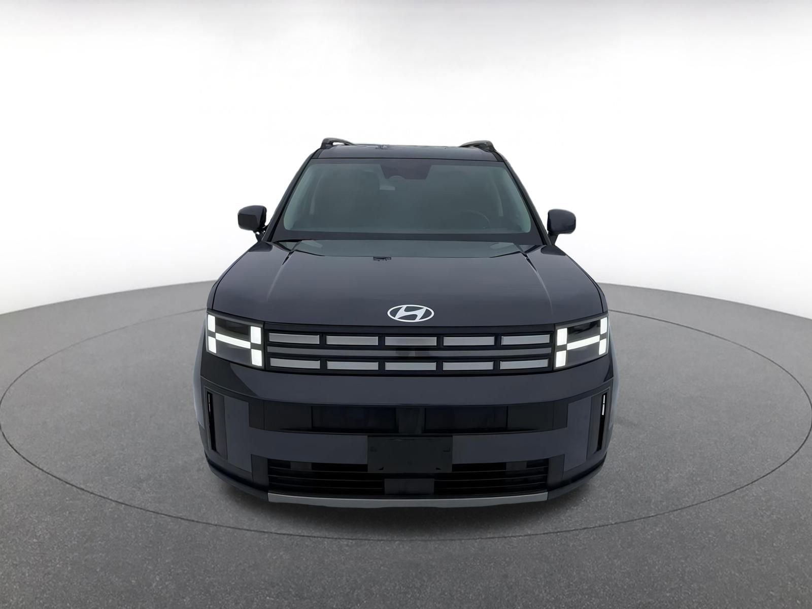 Used 2025 Hyundai Santa Fe SEL image 4