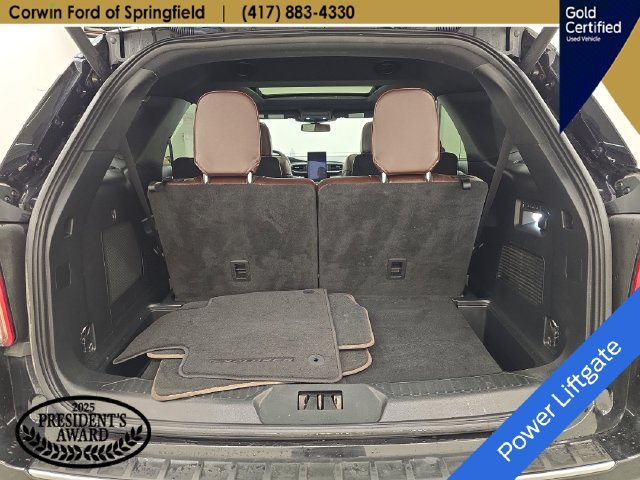 Certified 2023 Ford Explorer Platinum w/ Technology Package AWD/4WD image 18