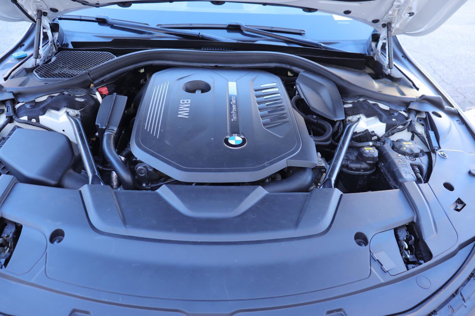 Used 2018 BMW 740i image 35