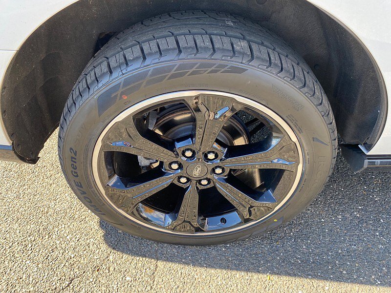 Used 2023 Ford Expedition Limited AWD/4WD image 15