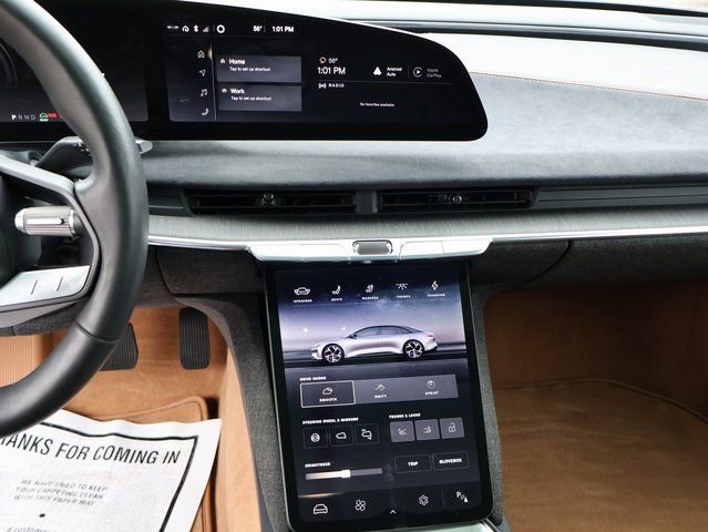 Used 2022 Lucid Air Grand Touring image 25