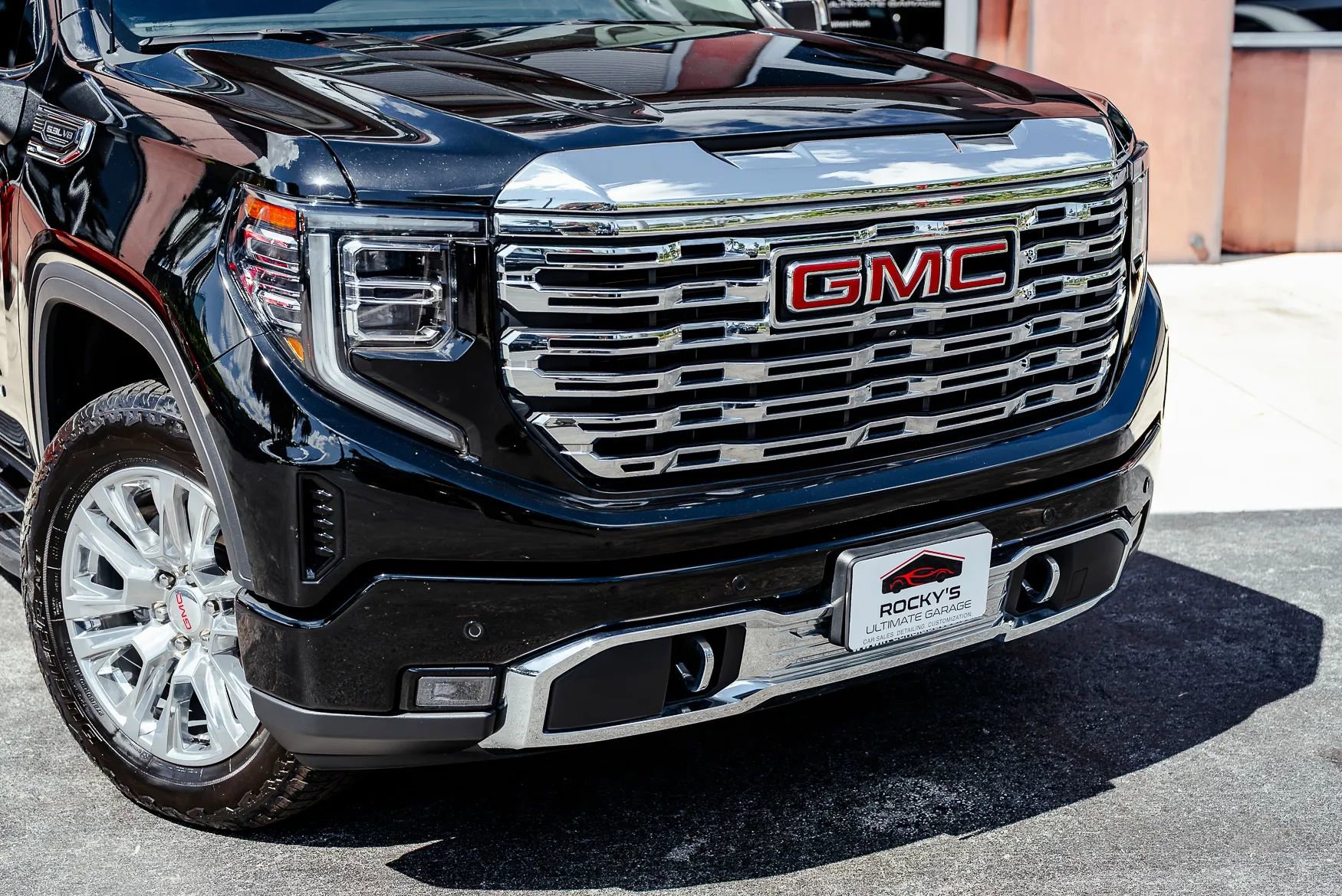 Used 2022 GMC Sierra 1500 Denali image 47