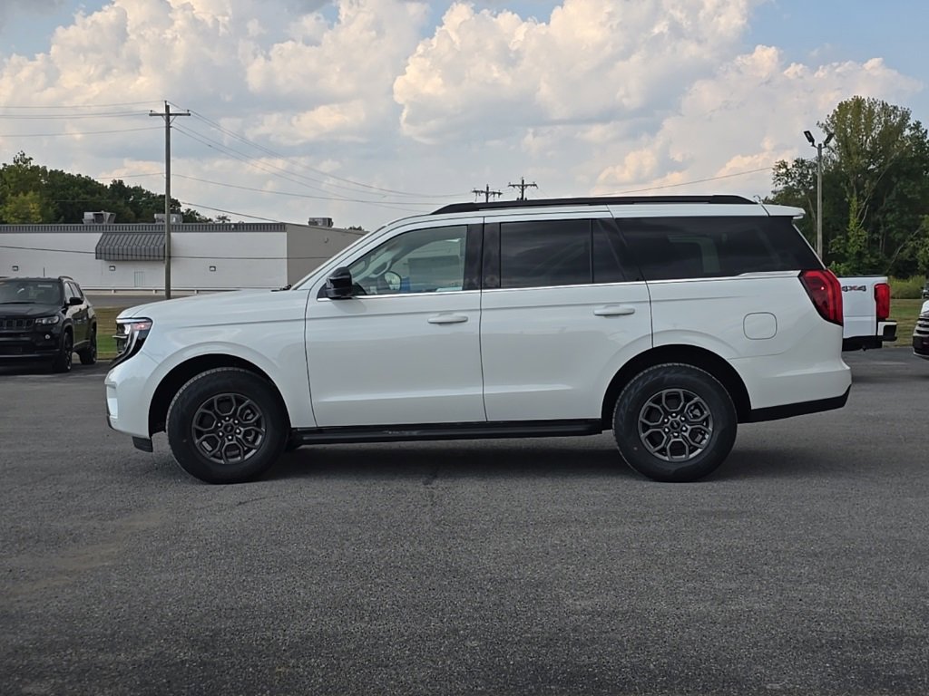 New 2025 Ford Expedition Active image 4
