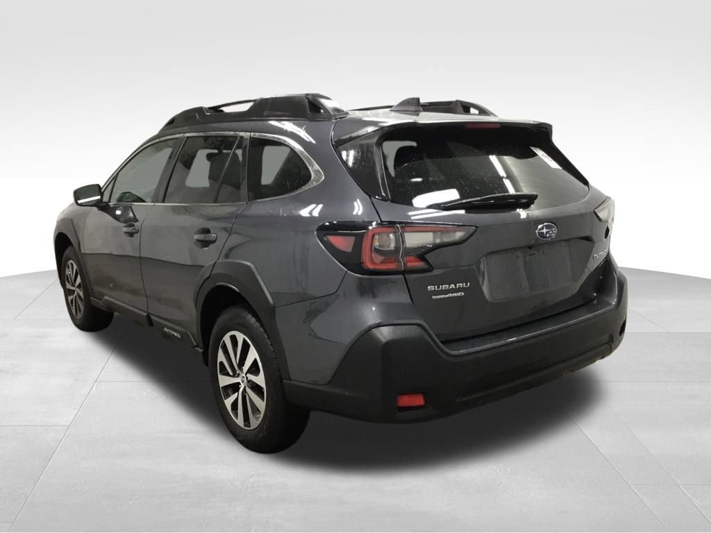 Used 2024 Subaru Outback Premium image 14