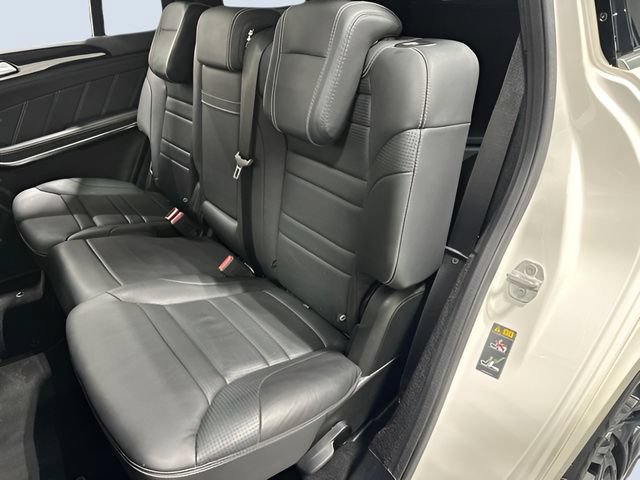 Used 2015 Mercedes-Benz GL 63 AMG 4MATIC image 30