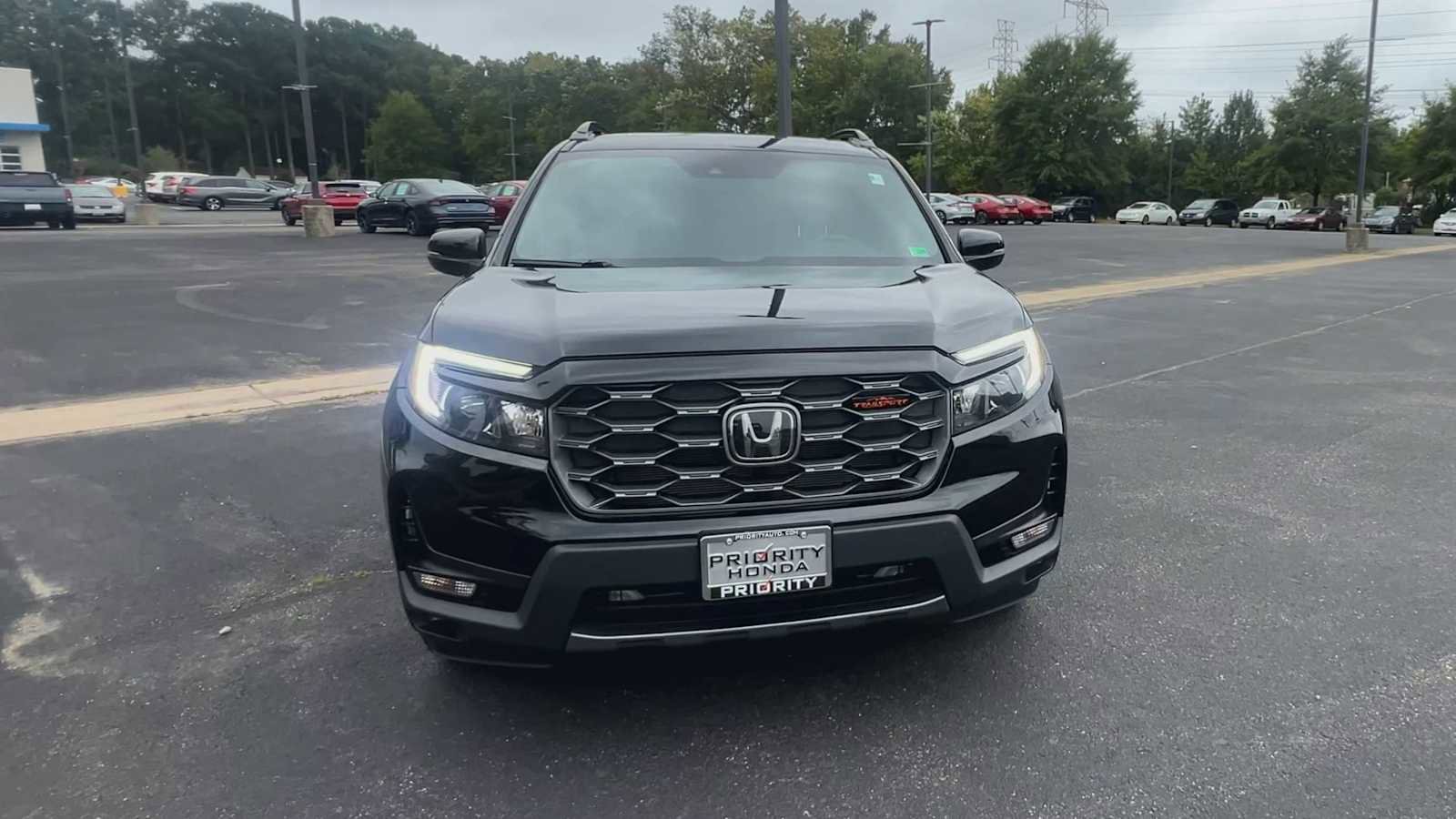 Certified 2023 Honda Passport TrailSport image 3