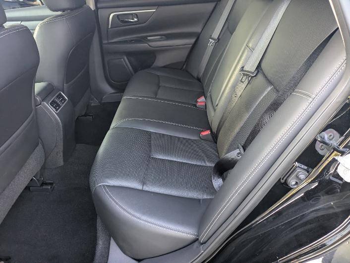 Used 2016 Nissan Altima 2.5 SL FWD image 16