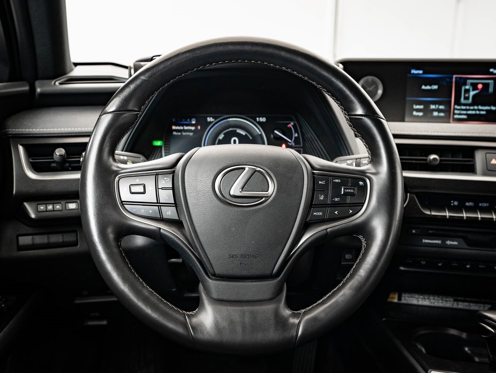 Used 2022 Lexus UX 250h w/ Premium Package image 39