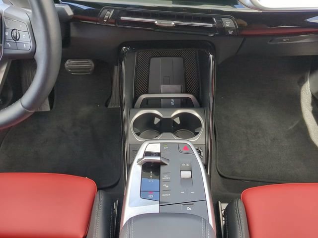 Used 2025 BMW X2 xDrive28i w/ Technology Package image 22