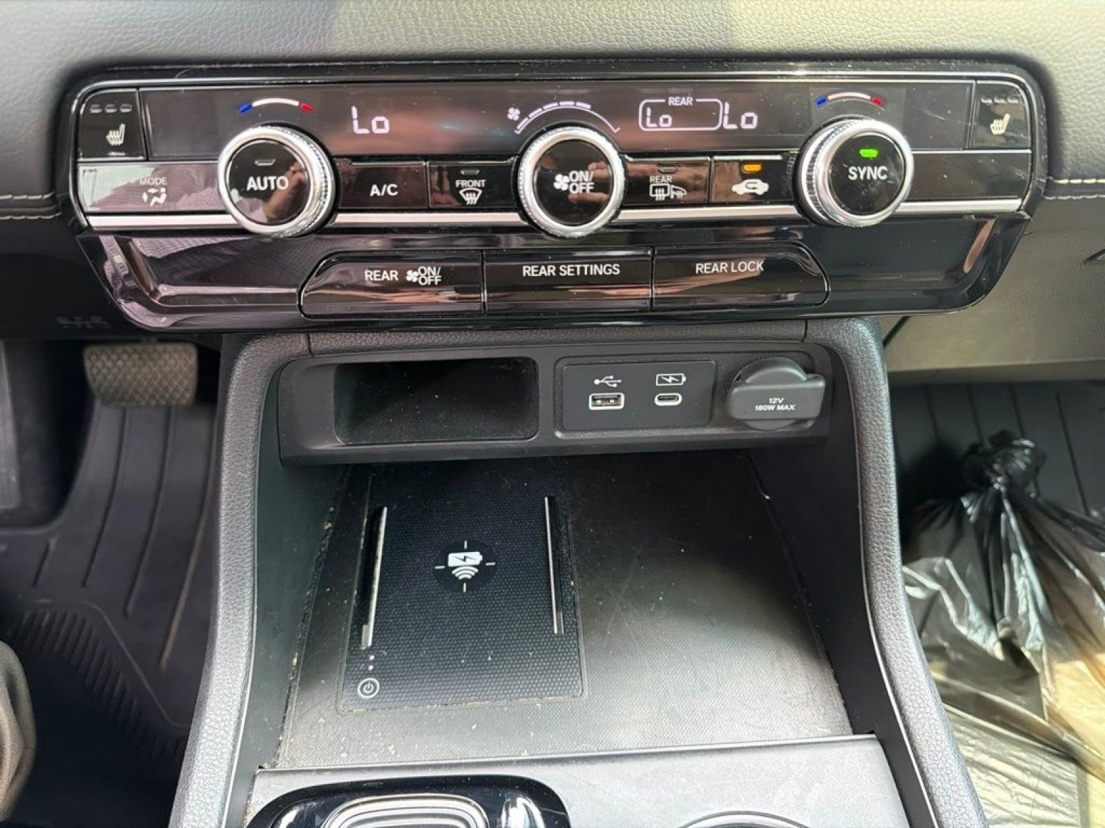 Used 2024 Honda Pilot Touring image 20