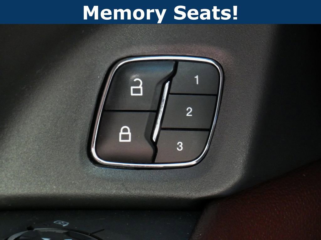 Used 2022 Ford Expedition Max Limited image 11