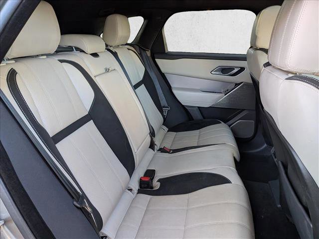 Used 2018 Land Rover Range Rover Velar R-Dynamic SE image 17