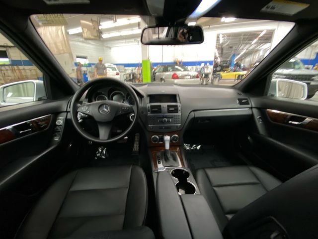 Used 2011 Mercedes-Benz C 300 4MATIC Sedan image 28