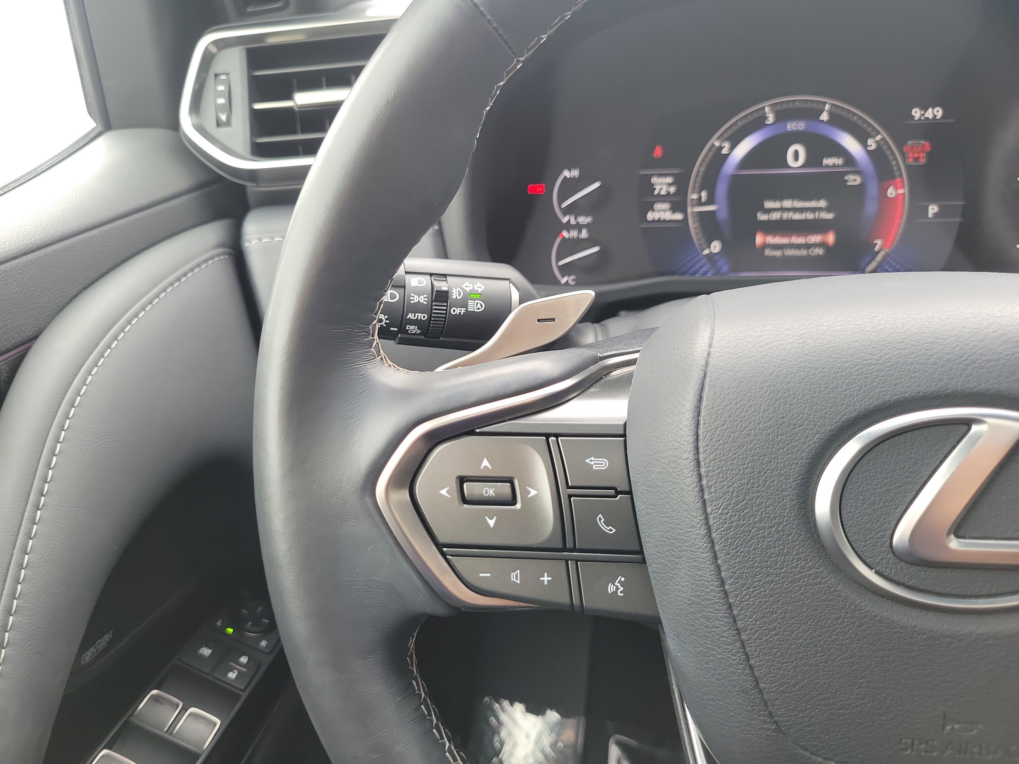 Used 2024 Lexus LX 600 LX 600 Premium 4WD image 22