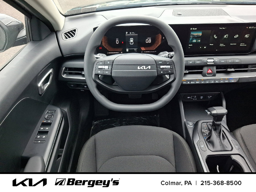 New 2026 Kia K4 FWD image 9