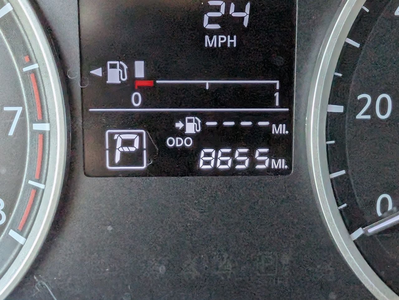 Certified 2025 Nissan Kicks Play S FWD image 13