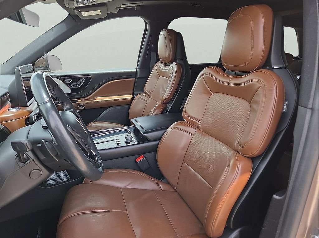 Used 2021 Lincoln Aviator Reserve w/ Equipment Group 201A RWD image 16