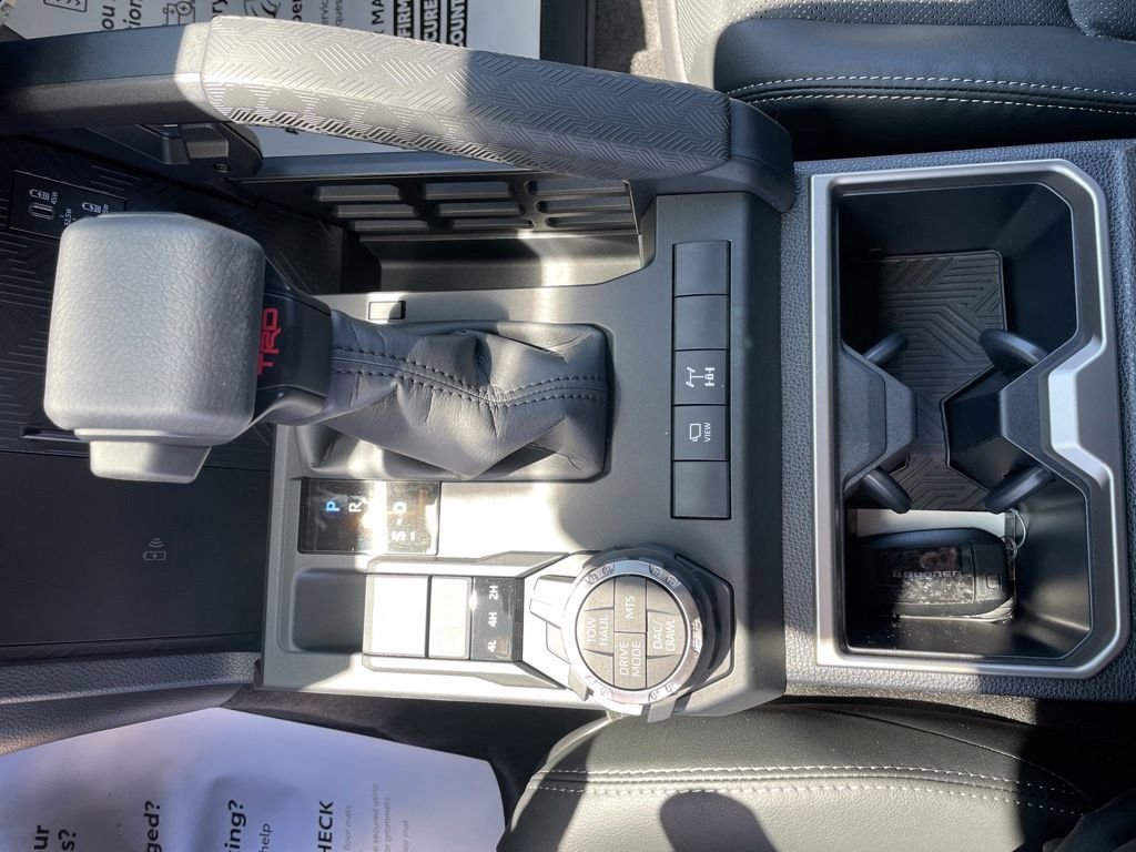 New 2026 Toyota 4Runner TRD Off-Road Premium AWD/4WD image 21
