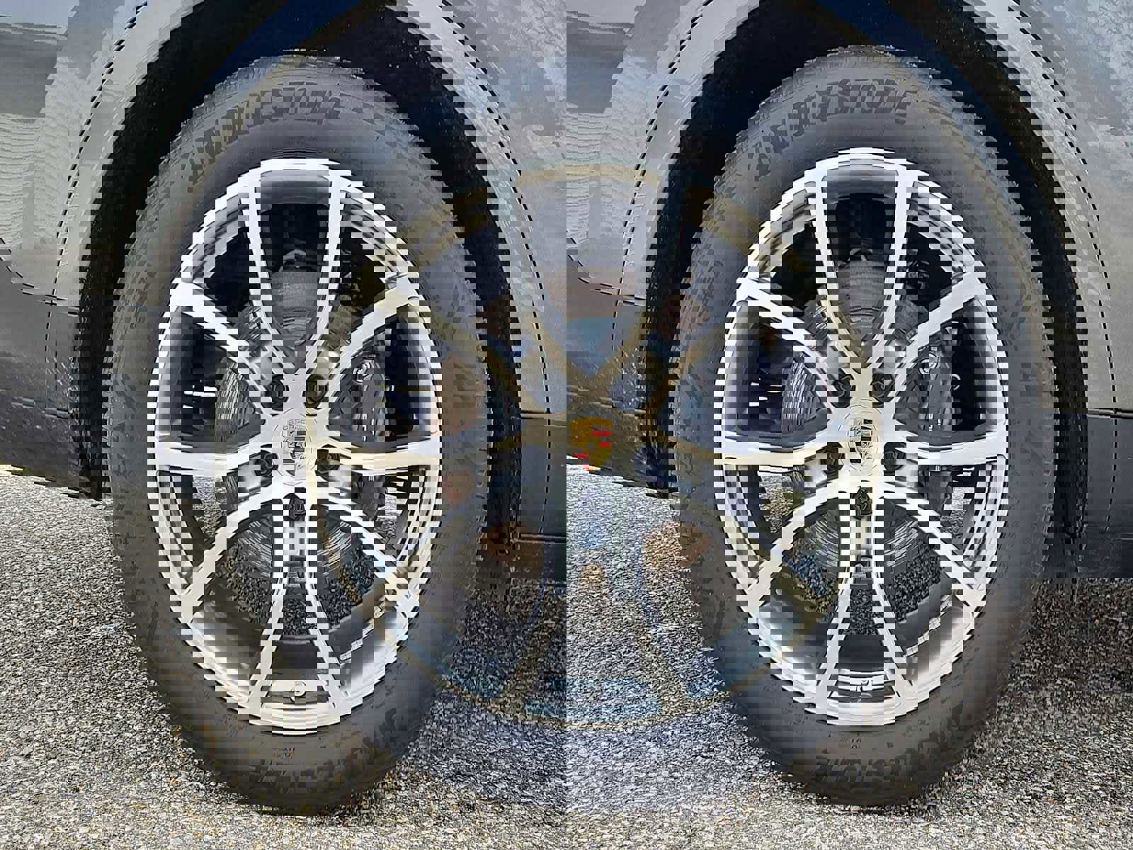 Certified 2024 Porsche Cayenne Coupe image 8